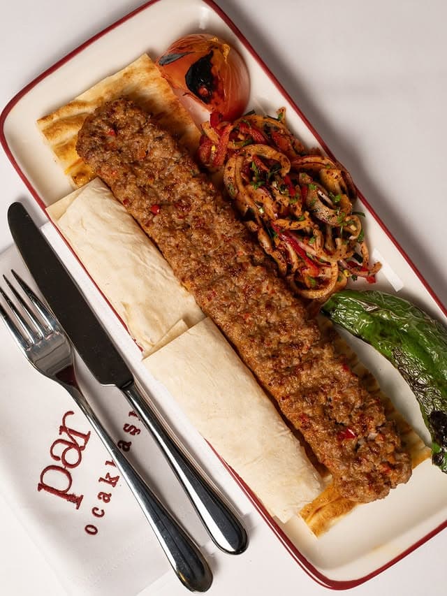 Ocakbaşı kebap tabağı